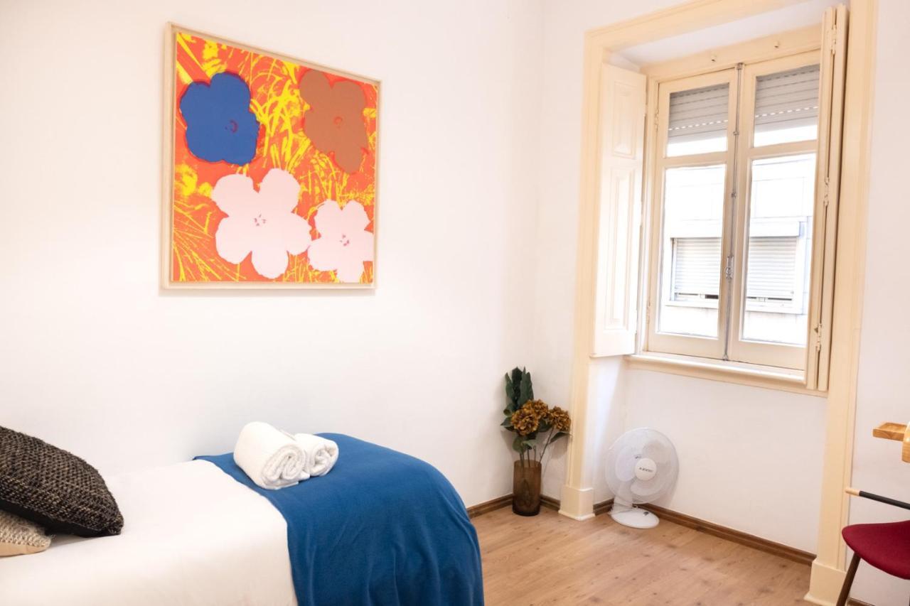 Central Apartment With Terrace By Lovelystay 리스본 외부 사진